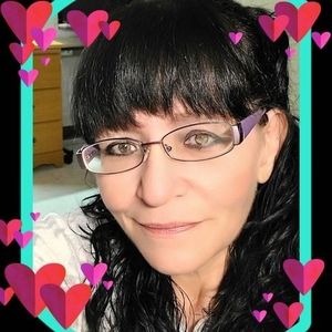 Meet your Posher, Becky